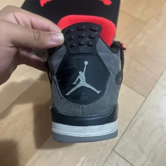 jordan 4